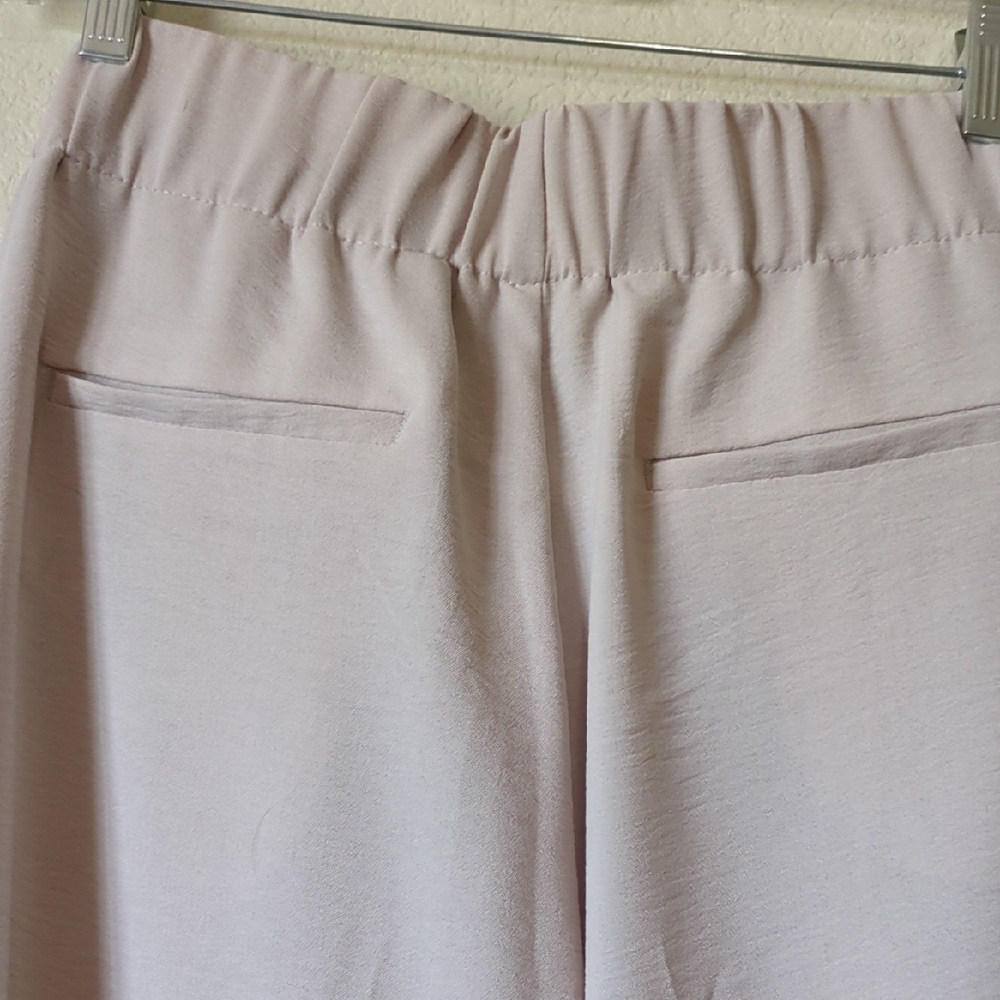 Elegant Cream Women's Pants - Picture 4 of 6